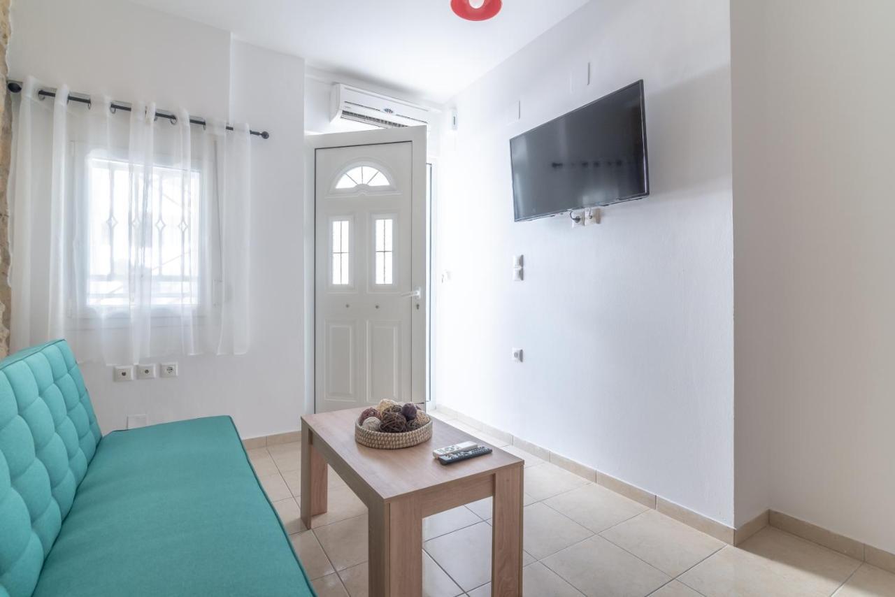 1 Bedroom Apartment Opposite Medical Center 이라클리온 외부 사진