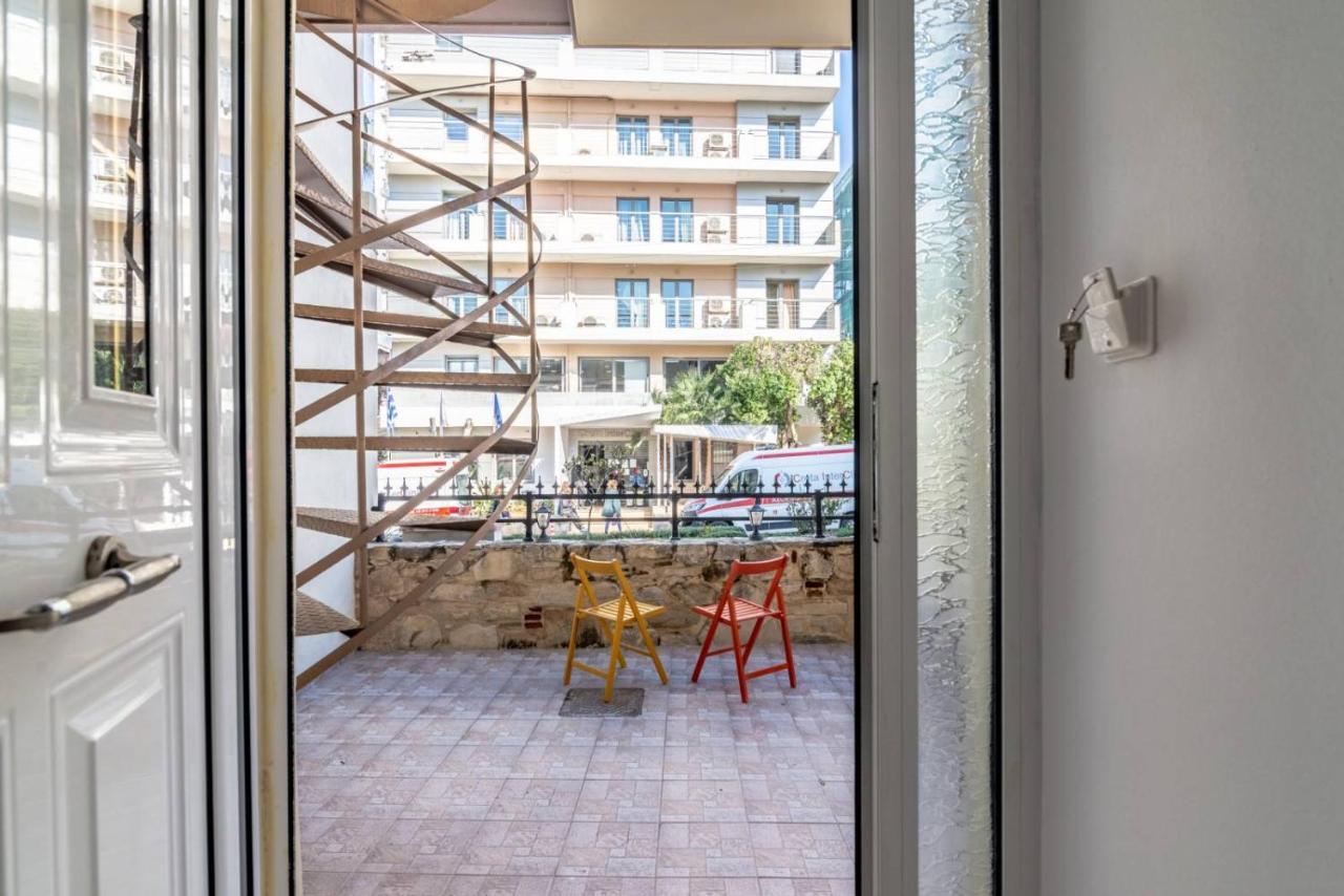 1 Bedroom Apartment Opposite Medical Center 이라클리온 외부 사진